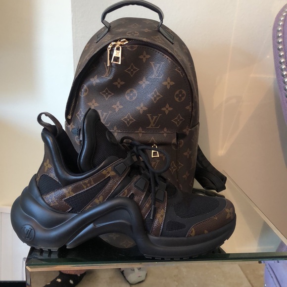 COPY - Louis Vuitton  Archlight sneakers 💕Super cute Mint condition 💅🏾 - Picture 6 of 16